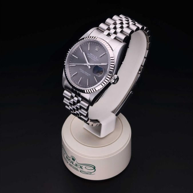 ロレックス認定中古時計写真3