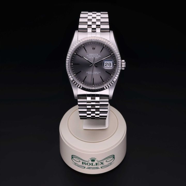 ロレックス認定中古時計写真2